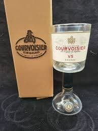 COURVOISER
